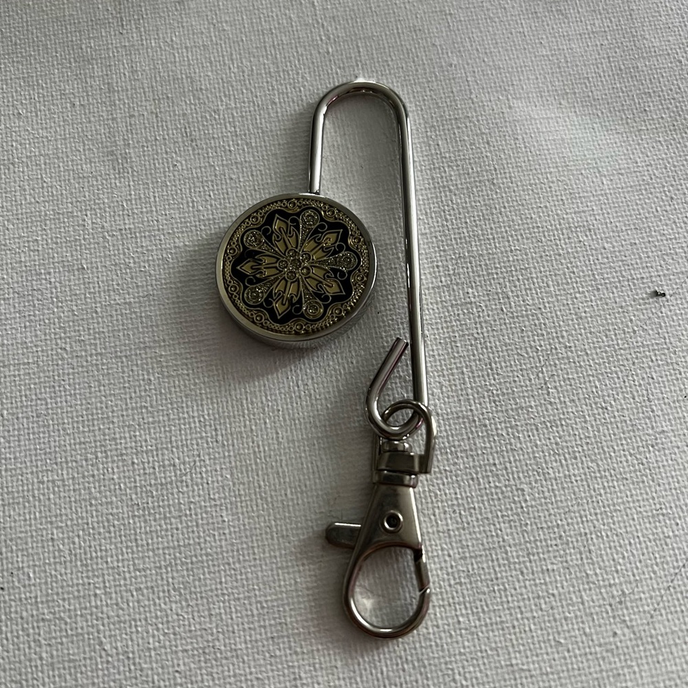 Purse holder